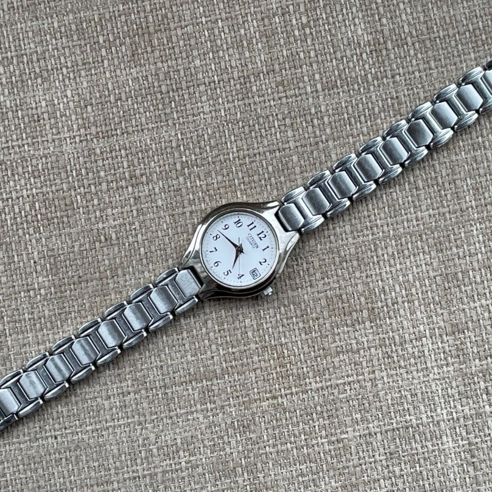 Citizen Quartz Ladies Wristwatch Date Calendar Japan Movement Analog Watch - Picture 5 of 11